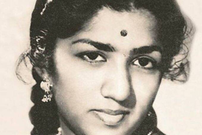 Unseen Pics of Legendary Singer Lata Mangeshkar